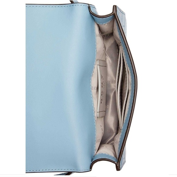 *NWOT* DKNY Whitney Leather Croc embossed Belt Bag - Picture 3 of 3